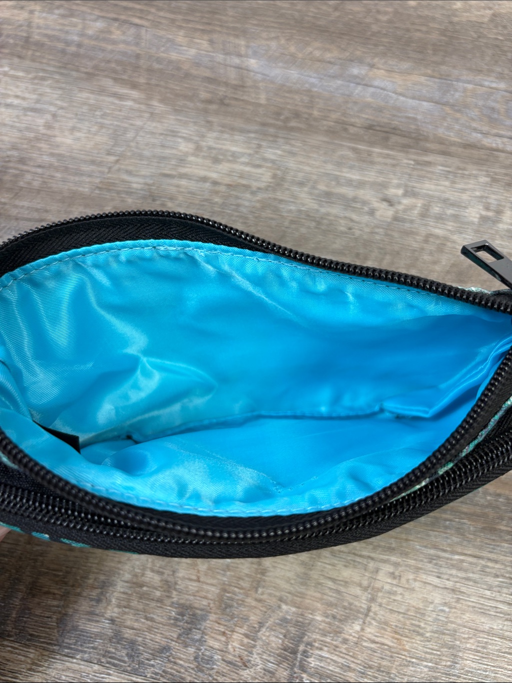 Sipsey Wilder Bigfoot Sasquatch Wallet Wristlet Organizer Clutch — image 3 of 7